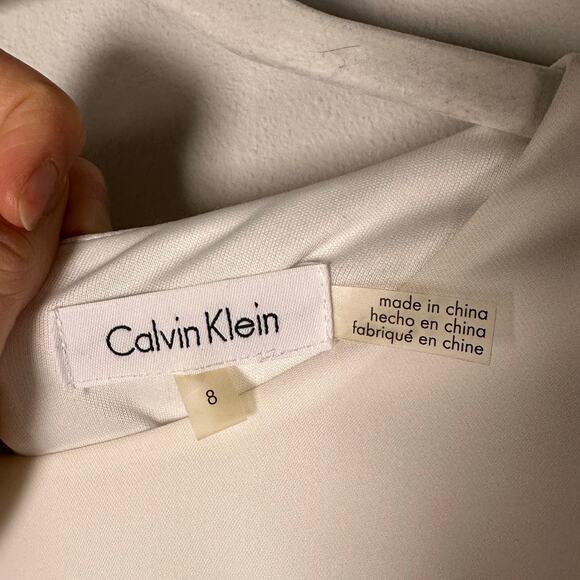 Calvin Klein White Bell Sleeve Dress Size 8 - Picture 5 of 9